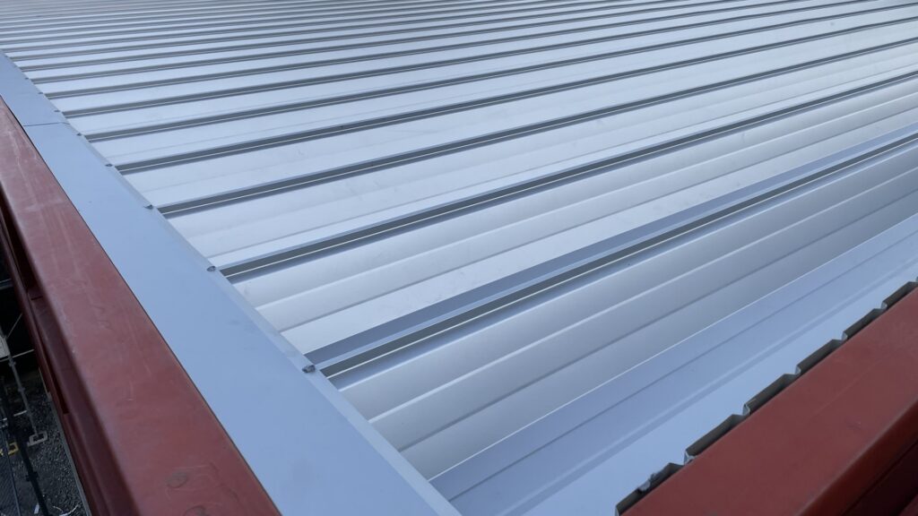 施工後の折板屋根